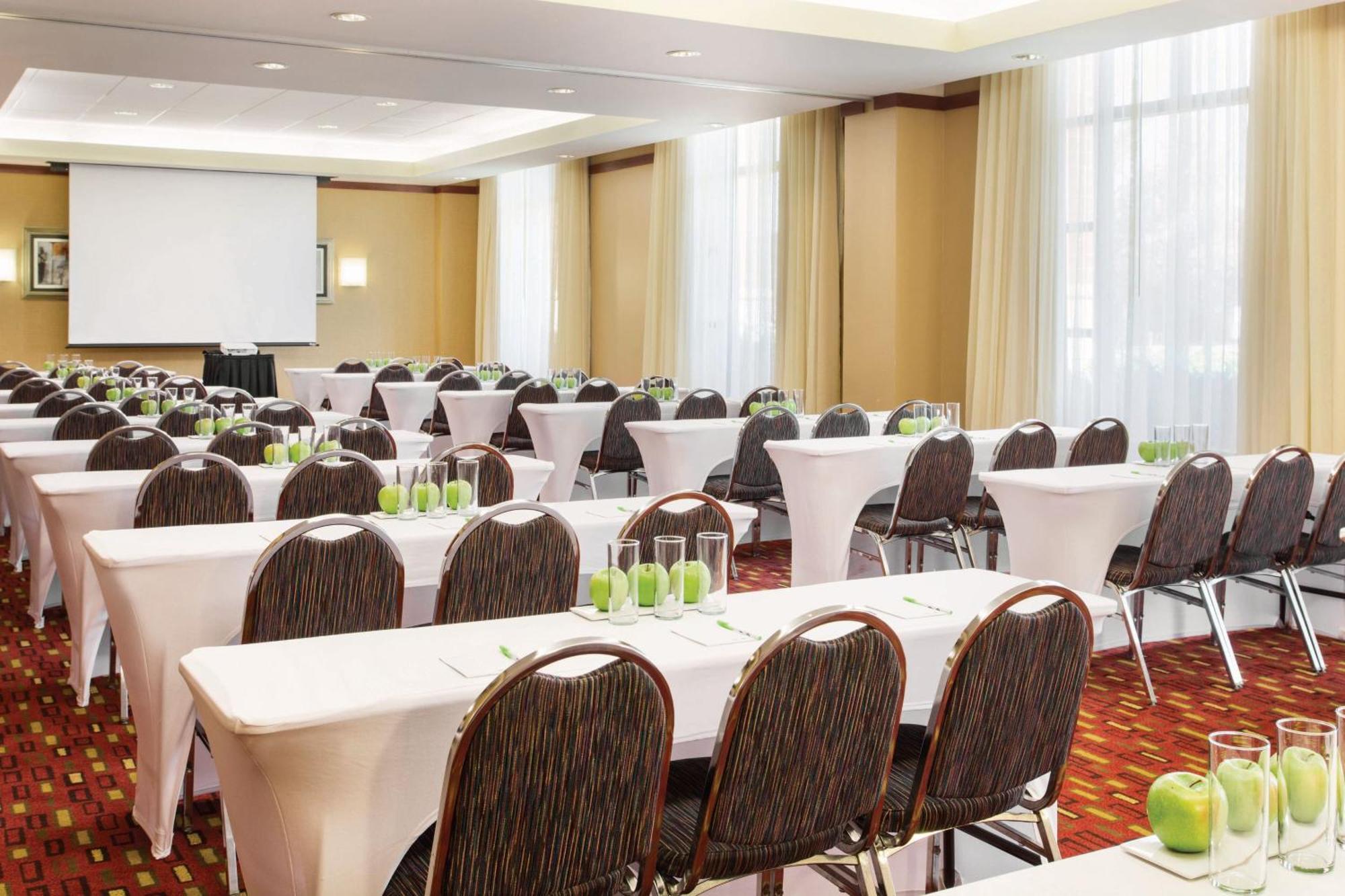 Courtyard By Marriott Oklahoma City Downtown Esterno foto