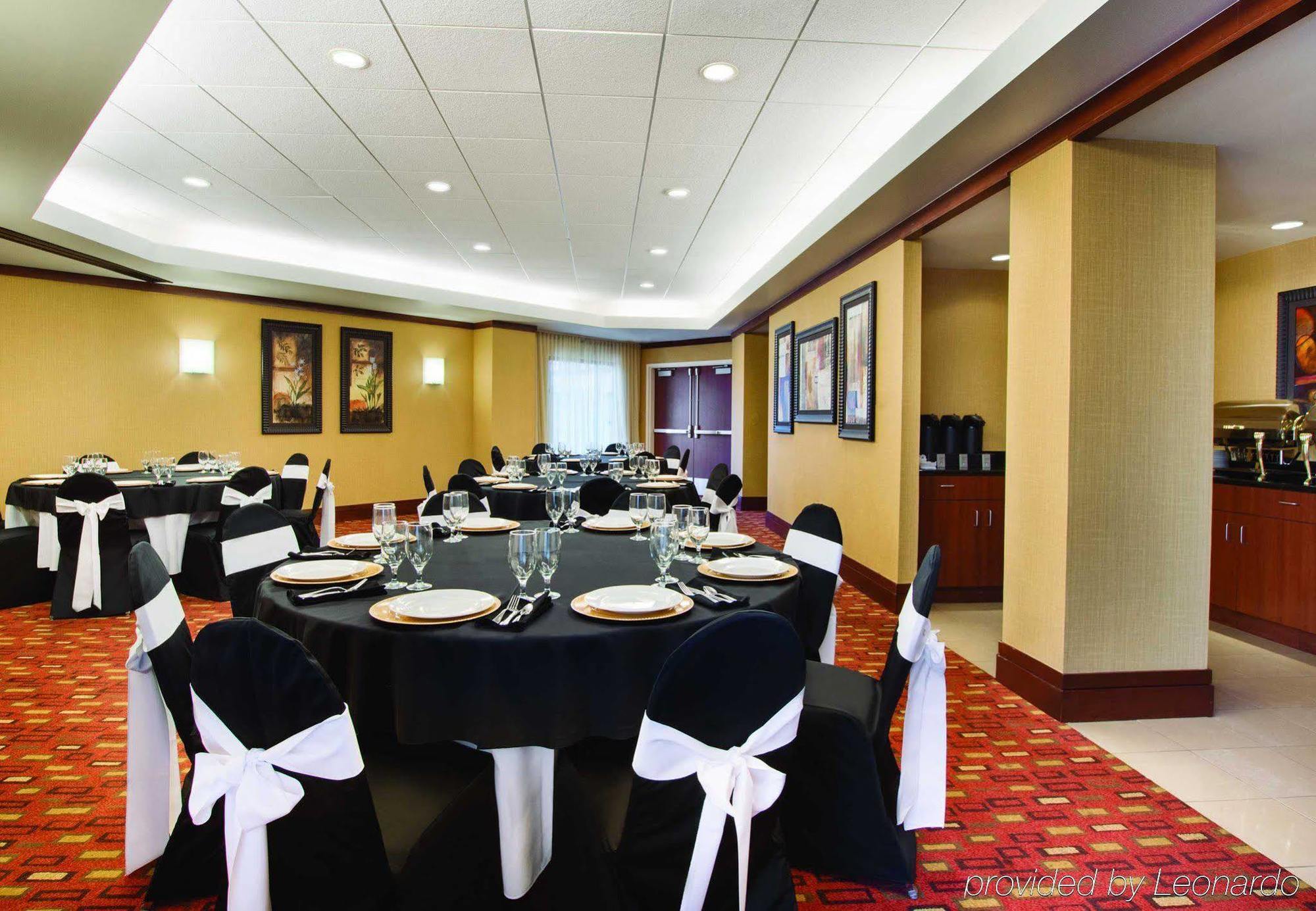 Courtyard By Marriott Oklahoma City Downtown Esterno foto