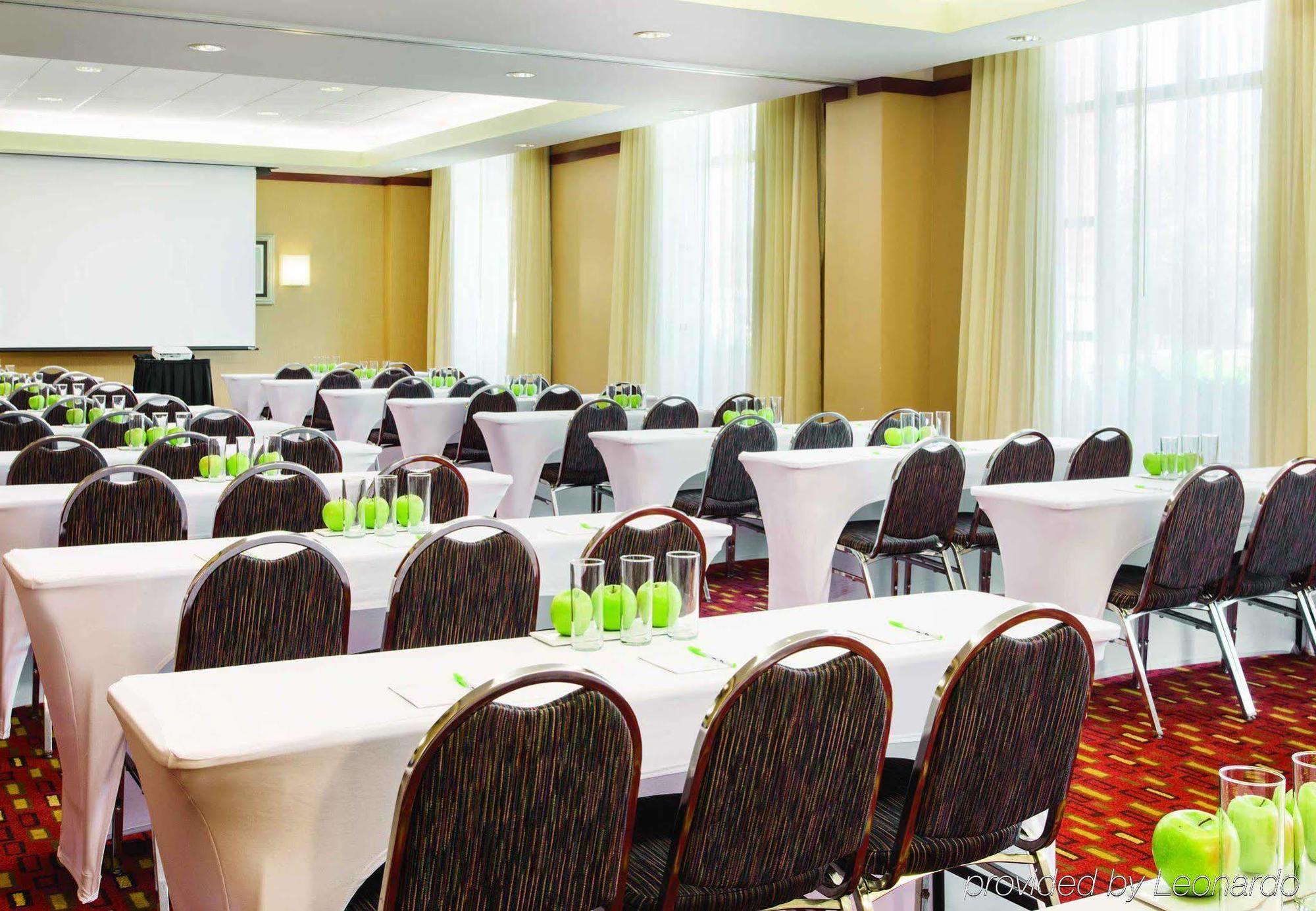 Courtyard By Marriott Oklahoma City Downtown Esterno foto